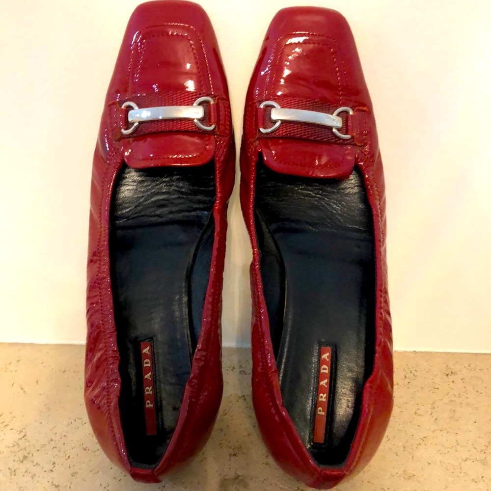 Prada Linea Rosa Patent Leather Red Flats/Loafers. Size 38.5